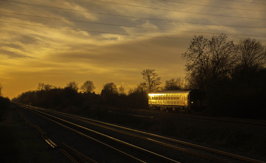 794105 (a): :2048x1256
